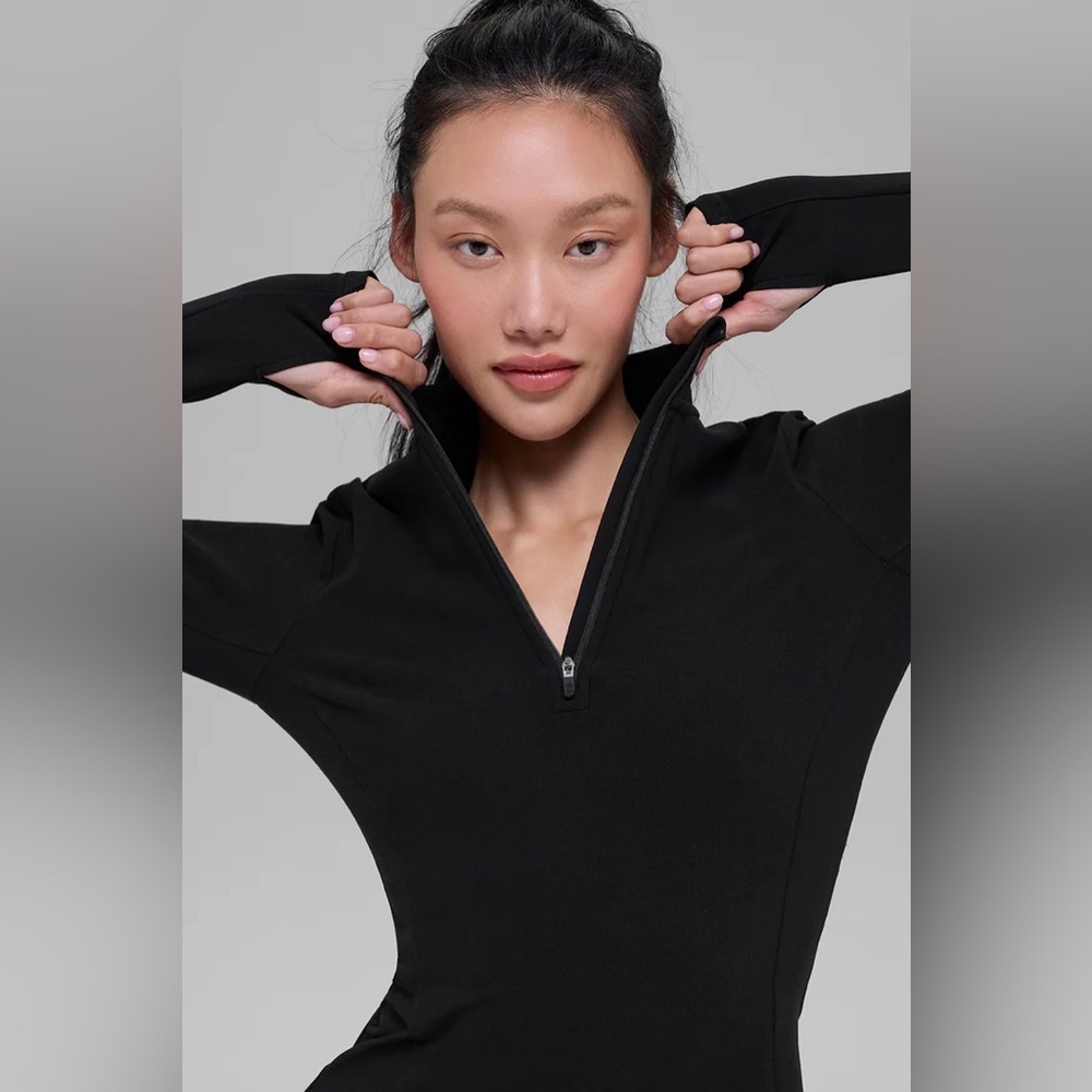 Fabletics Quarter Zip View 2